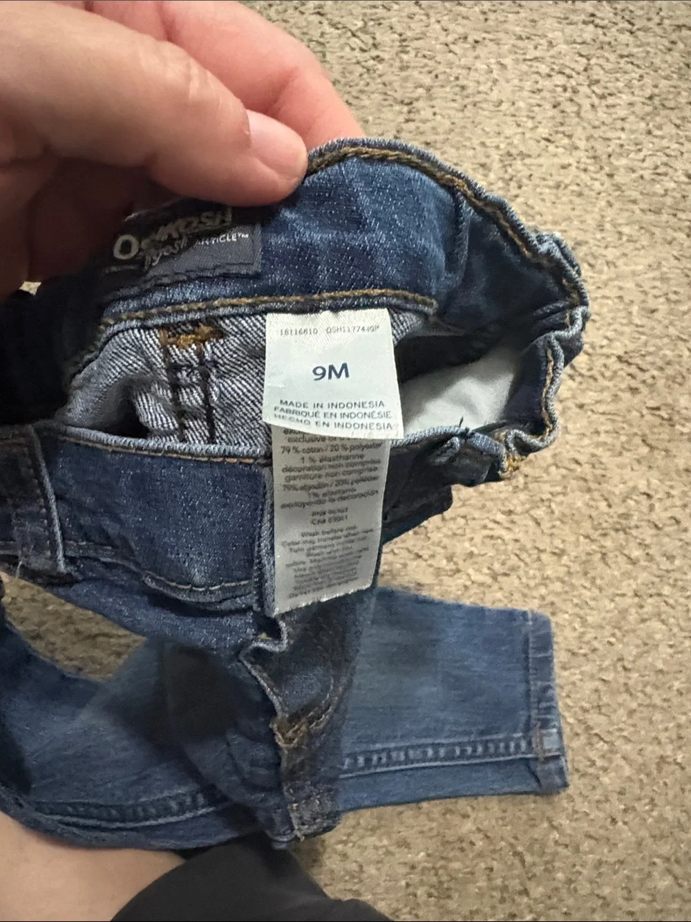OshKosh B'gosh Distressed Dark Blue Denim infant Jeans size 9 months